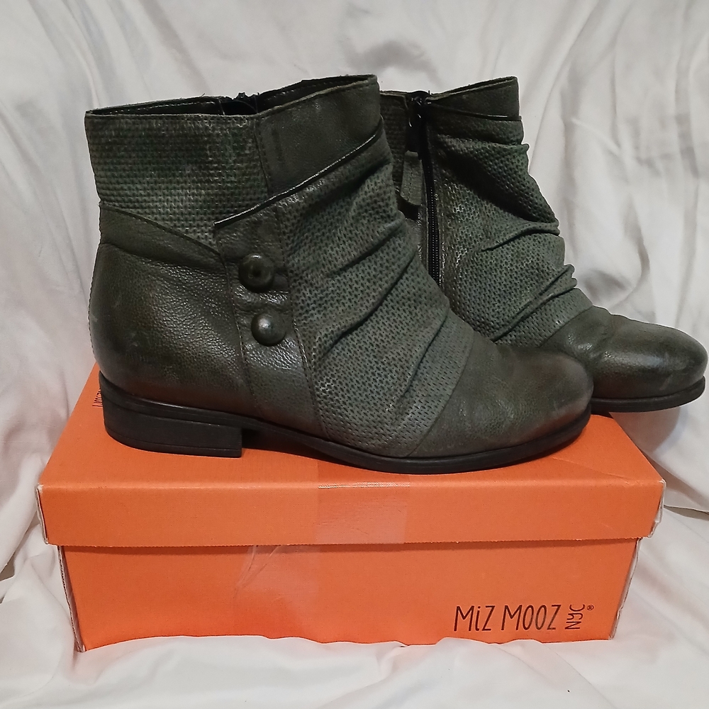 Miz Mooz Women's Green Ankle Boots